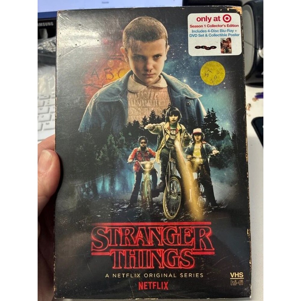 Stranger Things Netflix original series season one 4 disc Blu-ray